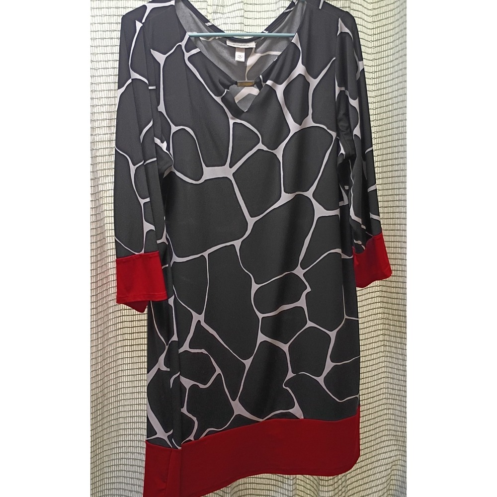 Women's Dress Barn Black & White Giraffe Print Dress W/Red Accent Size 14 - Picture 2 of 6